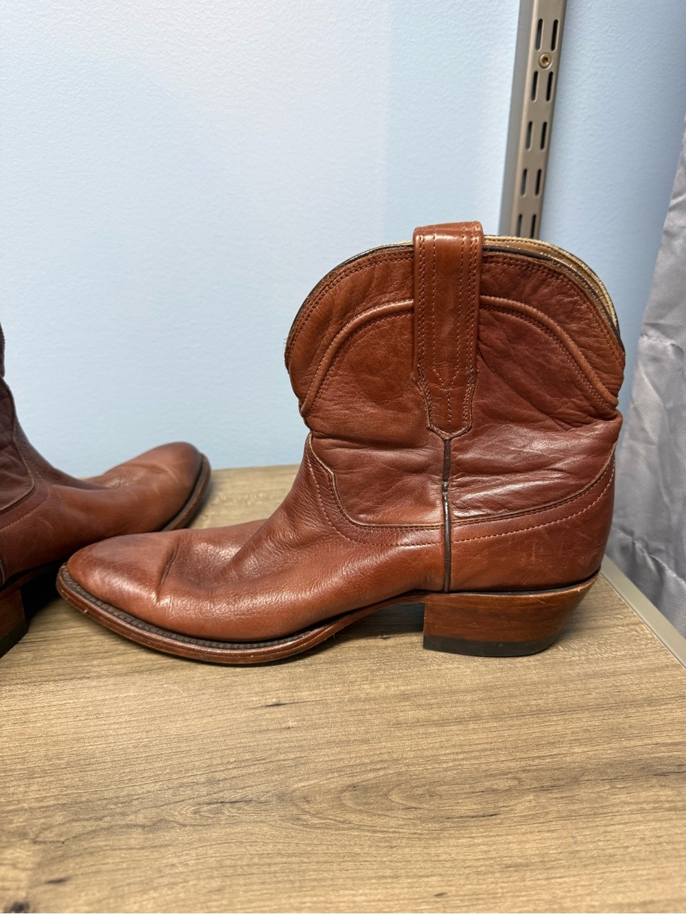 Tecovas Brown Leather Cowboy Boots - Classic Western Pull-On Women’s size 9 E - Picture 9 of 11